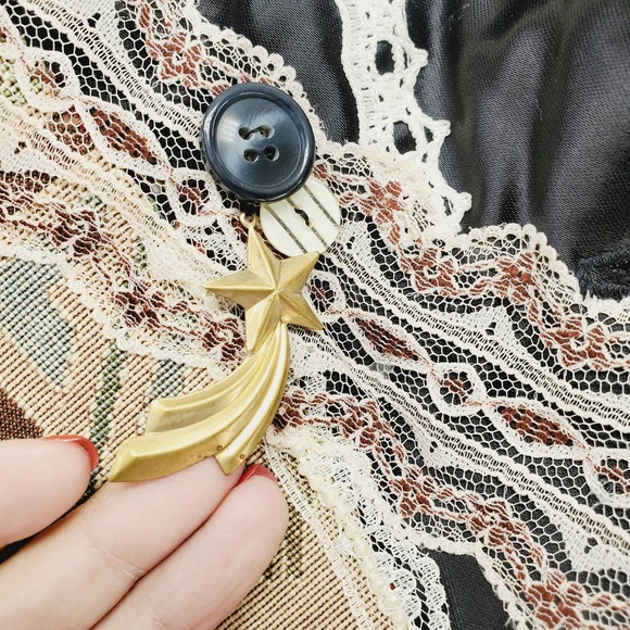 Vintage Patchwork Pig Nostalgia "Wearable Art" On of a Kind Patched Vest - Picture 6 of 8